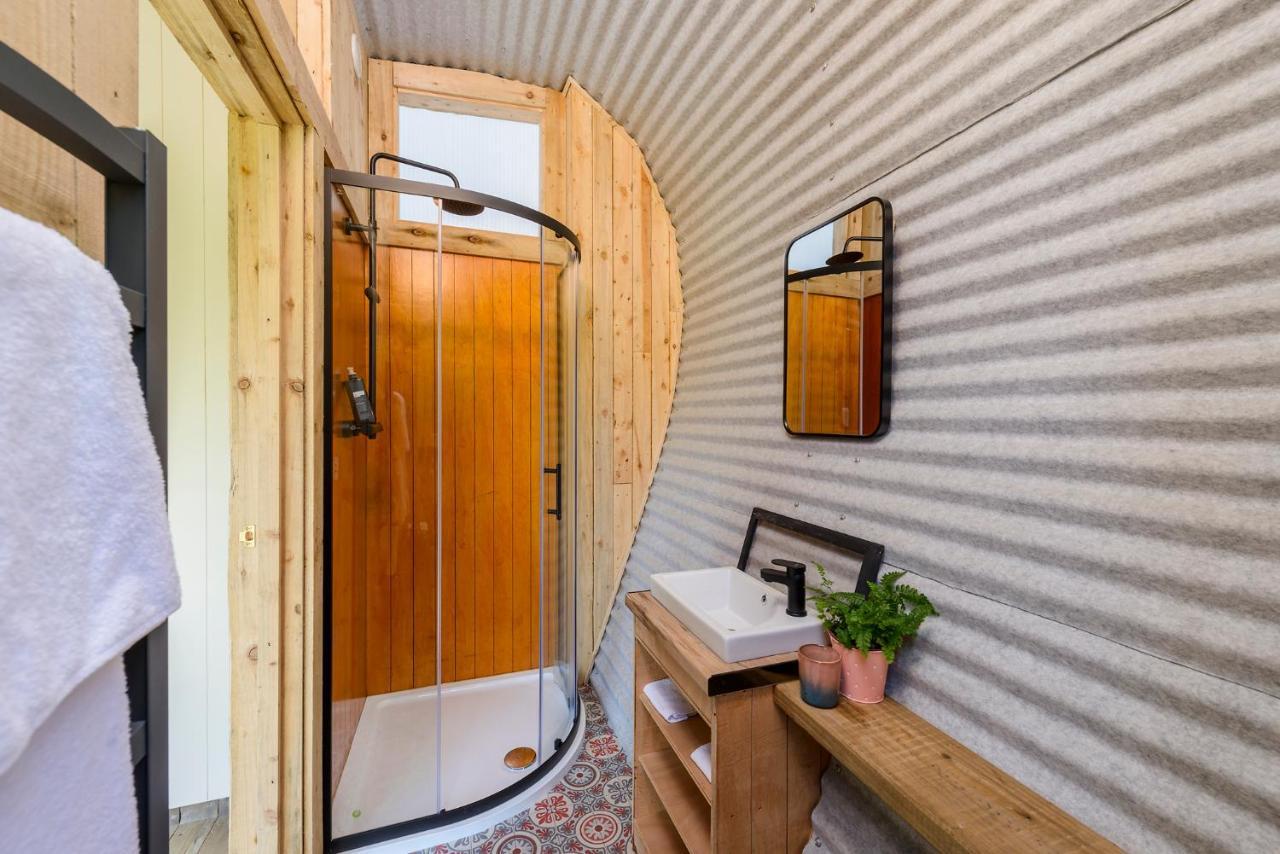 Killarney Glamping At The Grove, Suites And Lodges Exterior photo