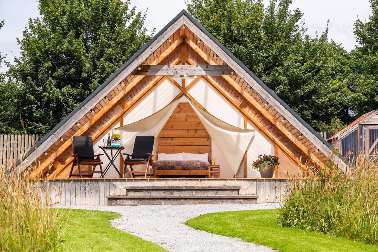 Killarney Glamping At The Grove, Suites And Lodges Exterior photo